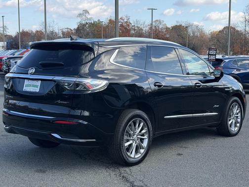 2023 Buick Enclave Avenir AWD