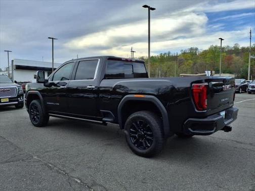 2023 GMC Sierra 2500 Denali
