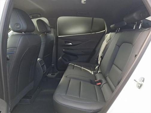 2025 Buick Envista Sport Touring FWD