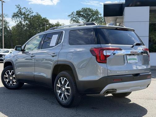 2023 GMC Acadia FWD SLE