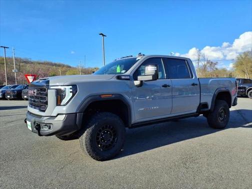 2024 GMC Sierra 2500 AT4