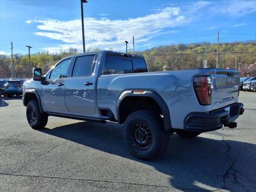 2024 GMC Sierra 2500 AT4