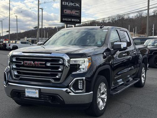 2022 GMC Sierra 1500 SLT