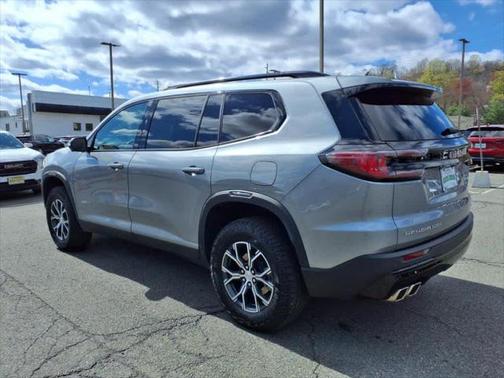 2024 GMC Acadia AWD AT4