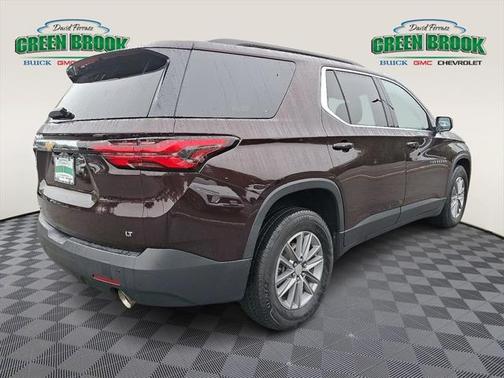 2022 Chevrolet Traverse LT Cloth