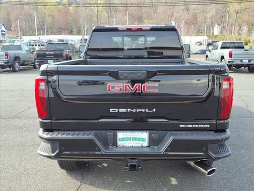 2025 GMC Sierra 2500 Denali