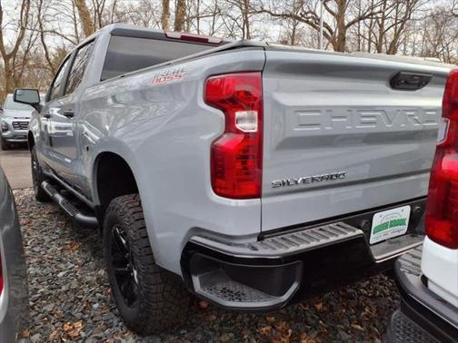 2025 Chevrolet Silverado 1500 Custom Trail Boss