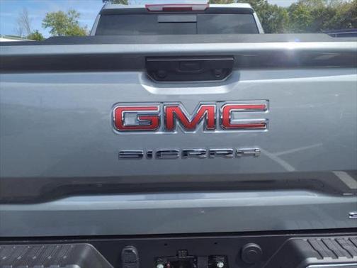 2025 GMC Sierra 1500 SLE