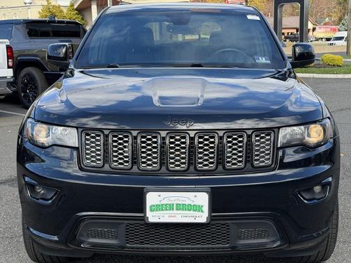 2017 Jeep Grand Cherokee Altitude