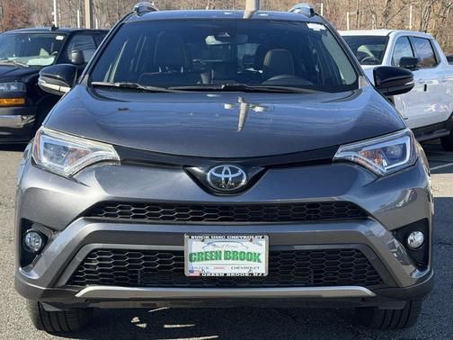 2018 Toyota RAV4 SE