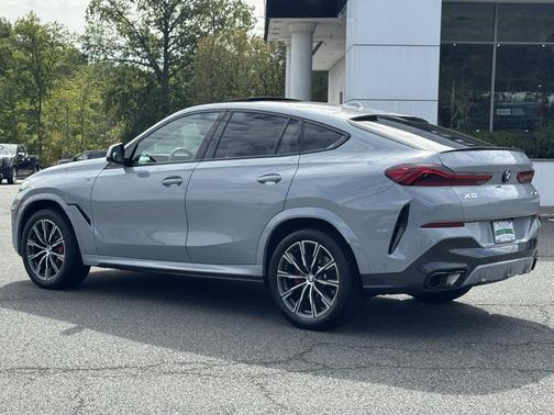 2024 BMW X6 xDrive40i