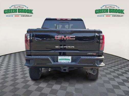 2025 GMC Sierra 2500 AT4