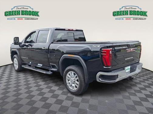 2024 GMC Sierra 2500 SLT
