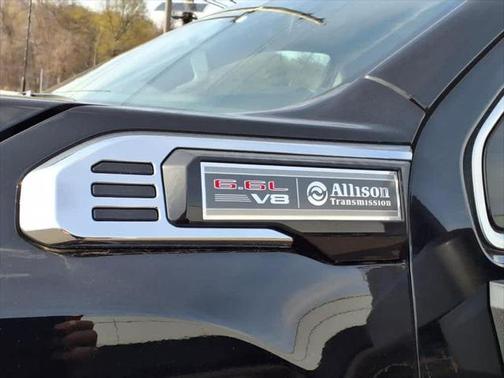 2025 GMC Sierra 2500 SLE