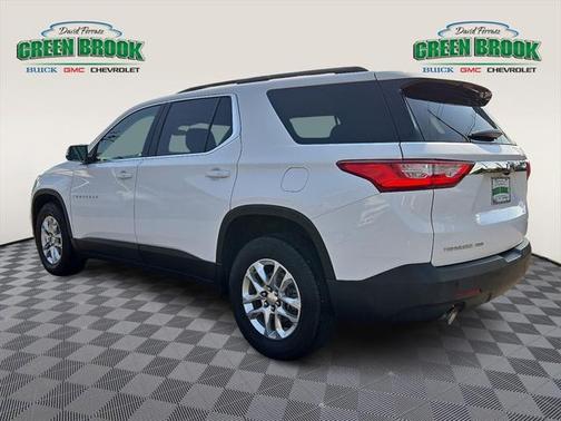 2021 Chevrolet Traverse LT Cloth