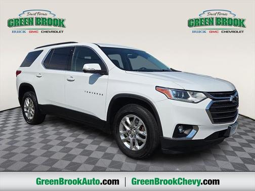 2021 Chevrolet Traverse LT Cloth