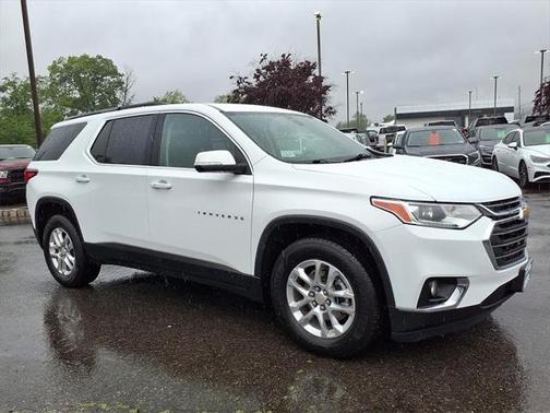2021 Chevrolet Traverse LT Leather