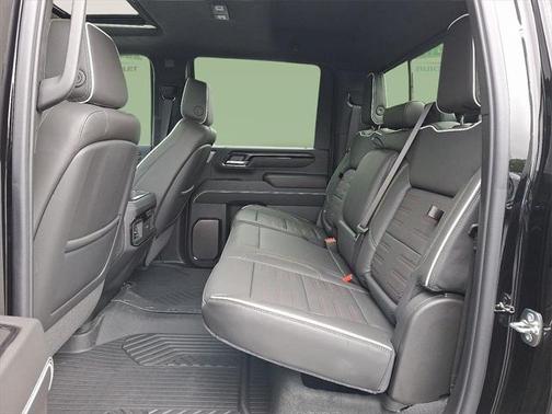 2025 GMC Sierra 2500 AT4