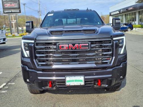 2025 GMC Sierra 2500 AT4