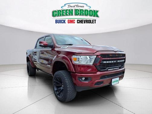 Delmonico Red Pearlcoat 2022 RAM 1500 Big Horn/Lone Star