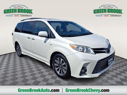 2019 Toyota Sienna XLE Premium