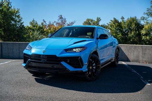 2023 Lamborghini Urus S