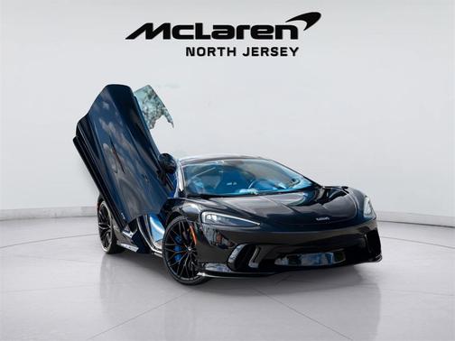2025 McLaren GTS 