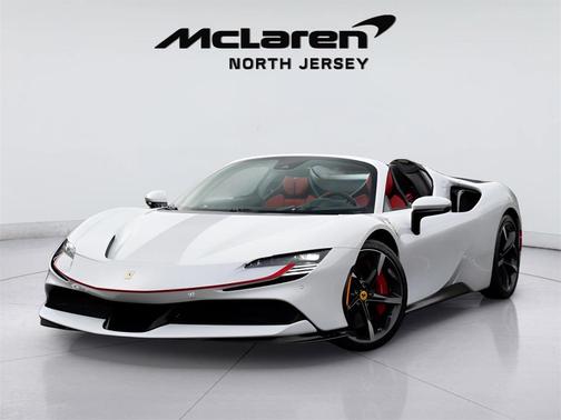 2022 Ferrari SF90 Spider Base