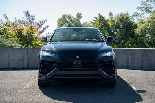 2024 Lamborghini Urus S