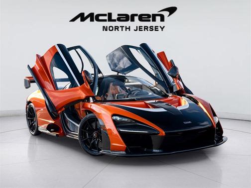 2019 McLaren Senna 