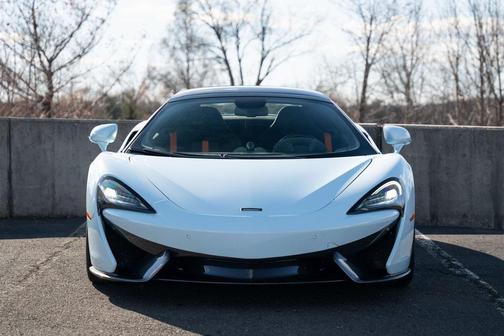 2018 McLaren 570S Base
