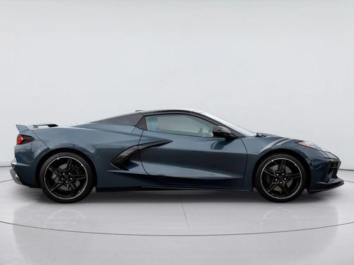 Shadow Gray Metallic 2020 Chevrolet Corvette Stingray w/3LT