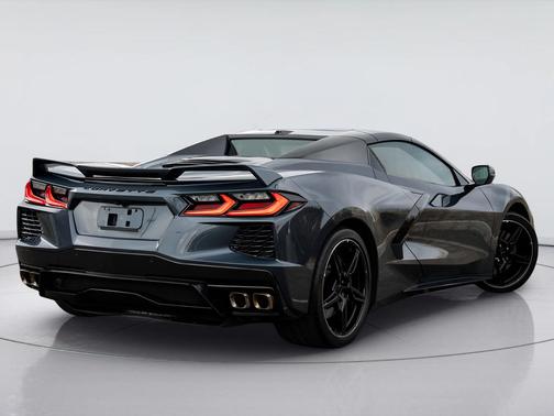 Shadow Gray Metallic 2020 Chevrolet Corvette Stingray w/3LT