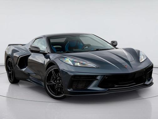 Shadow Gray Metallic 2020 Chevrolet Corvette Stingray w/3LT