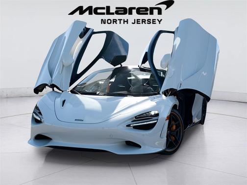 2026 McLaren 750S 