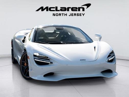 2026 McLaren 750S 