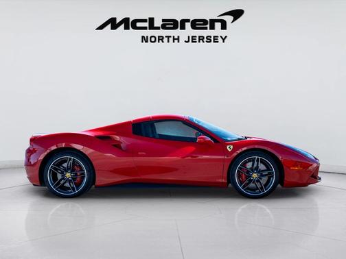 2019 Ferrari 488 Spider Base