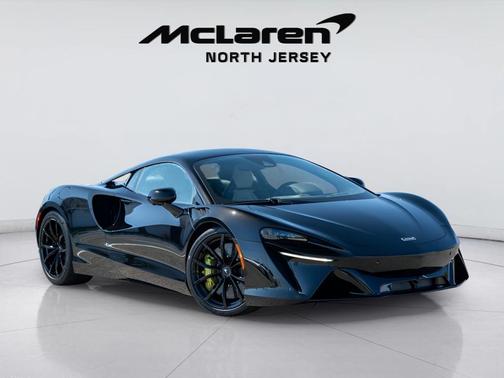 2025 McLaren Artura TechLux