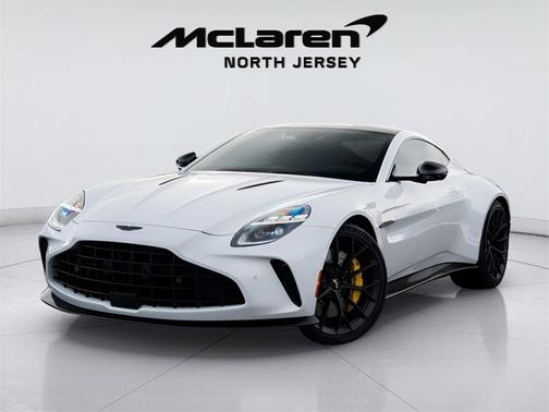 2025 Aston Martin Vantage Base