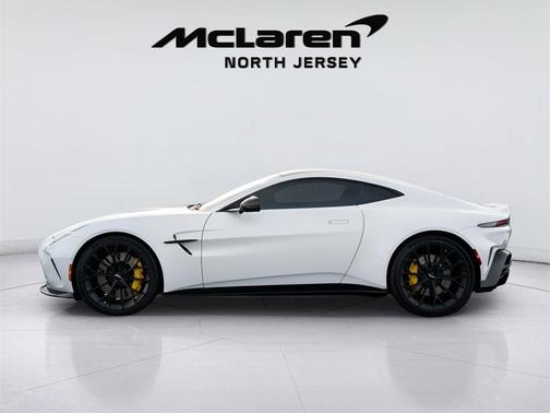 2025 Aston Martin Vantage Base