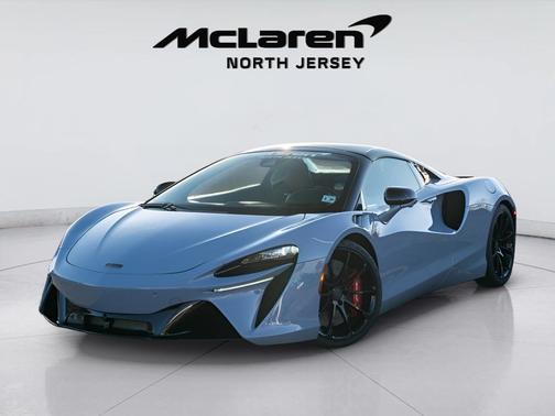 2025 McLaren Artura TechLux