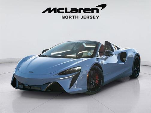 2025 McLaren Artura TechLux