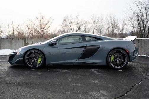 2016 McLaren 675LT Base