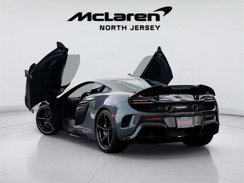 2016 McLaren 675LT Base