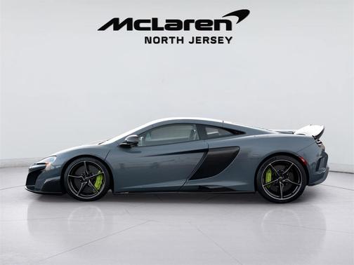 2016 McLaren 675LT Base