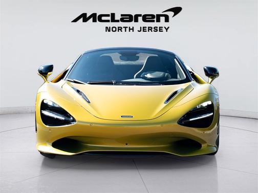 2026 McLaren 750S 