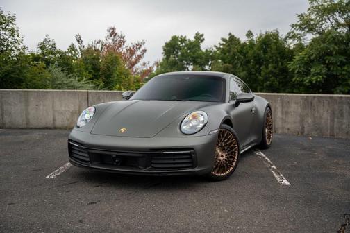 2022 Porsche 911 Carrera 4