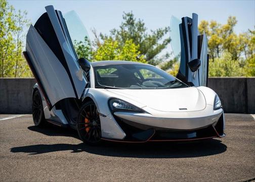 2016 McLaren 570S Base