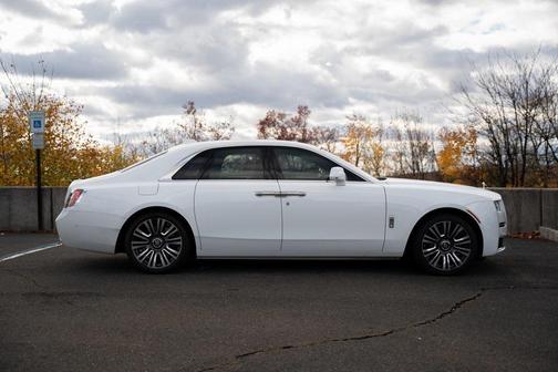 2022 Rolls-Royce Ghost Base