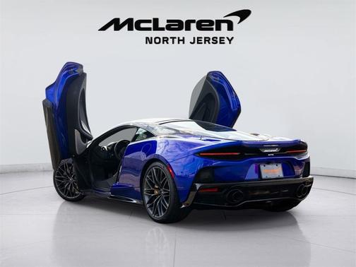 2025 McLaren GTS 